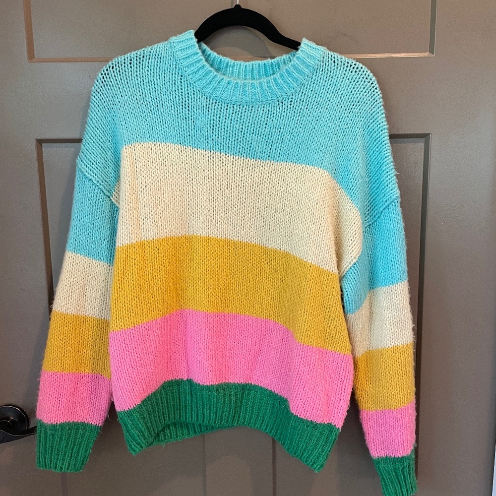Sz. Medium, Cute, Colorful, Ice Cream Colored Sweater